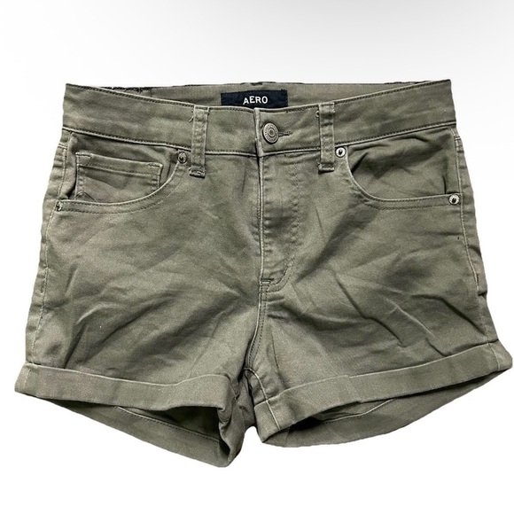 Aeropostale Pants - Women’s Aeropostale Olive Green Shorts Size 6 Summer Warm Weather
